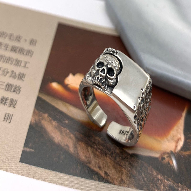 Silver Ring Skull Carving 3