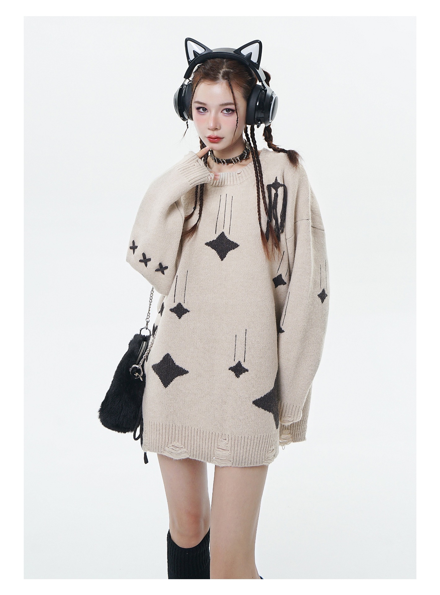Sweater Image 4