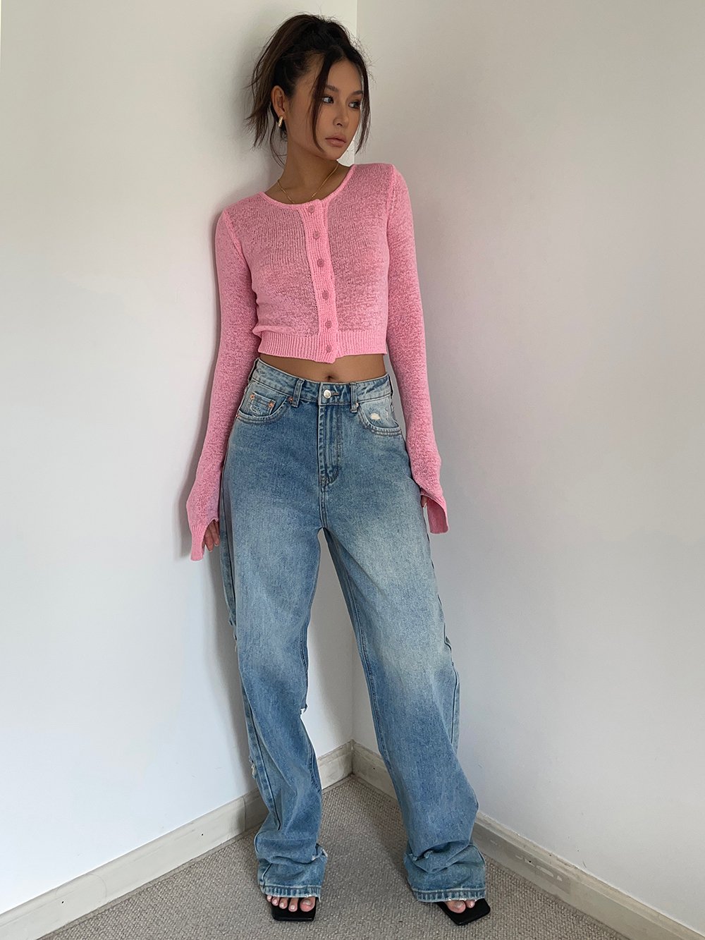 Stylish Outfit with Wide Legs Jeans