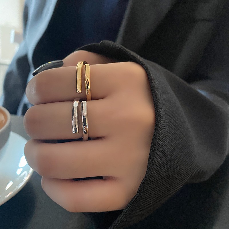 Elegant Line Metal Texture Ring - Adjustable Size