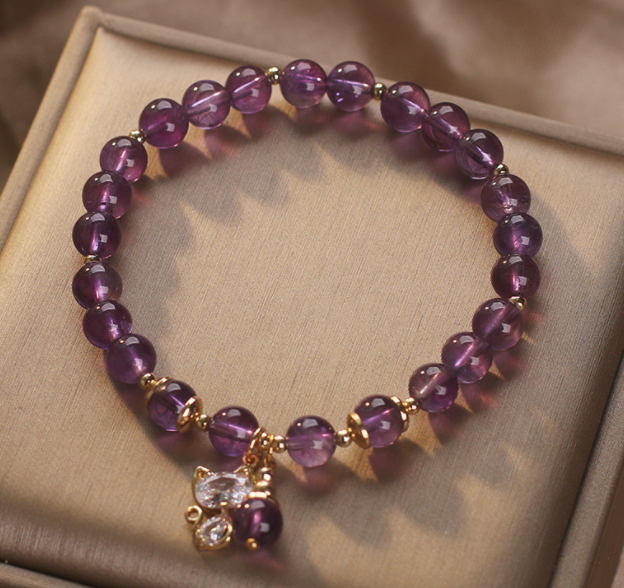 Amethyst Cat Pendant Bracelet
