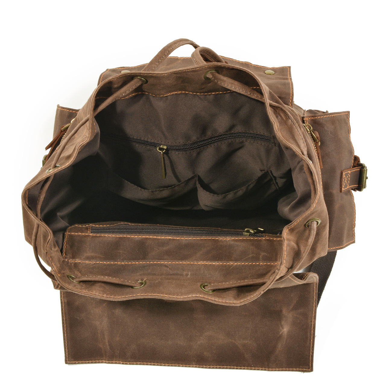Beeswax canvas mountaineering bag detail shot leather strap