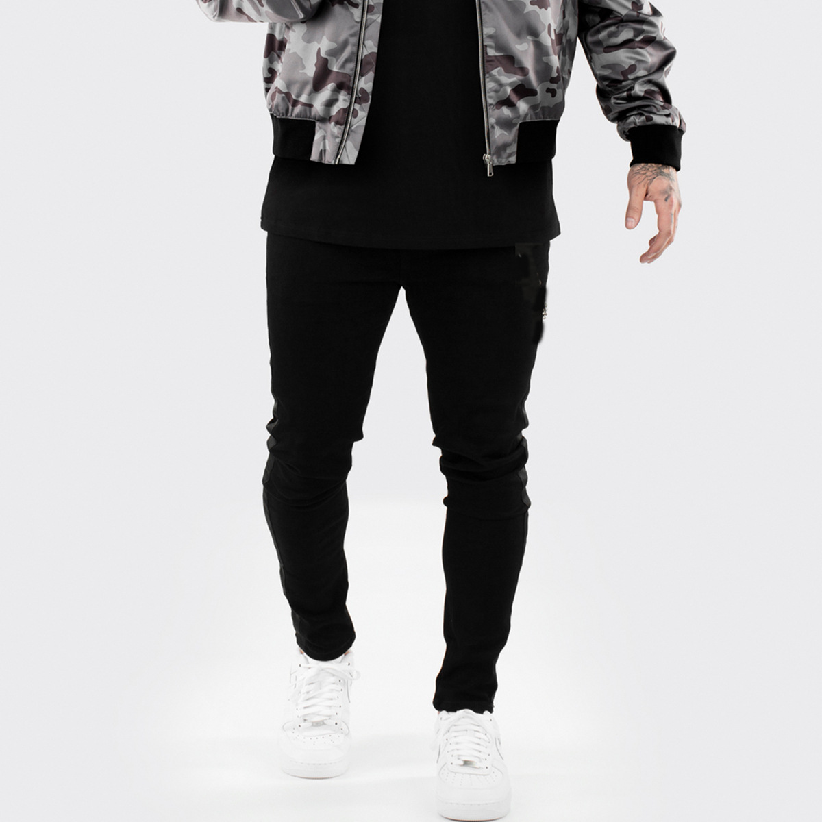 Men's Ripped Black Slim-fit High Waist Denim Trousers Image 5