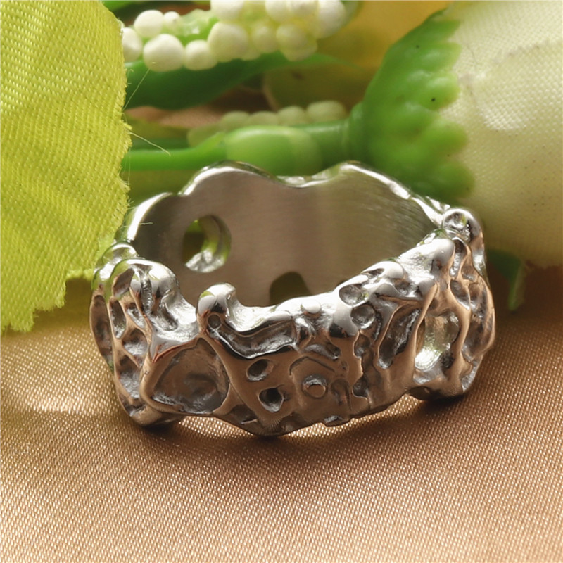 Titanium Steel Tree Figure Rattan Vintage Ring 3