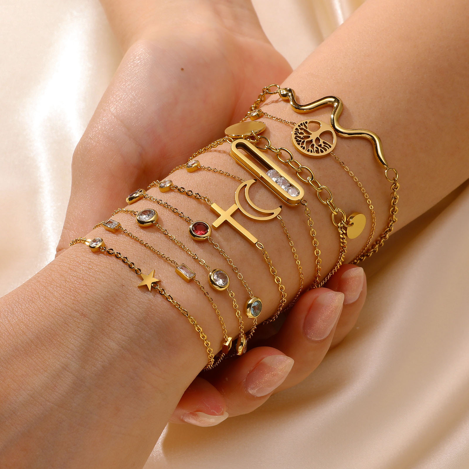 Elegant Women's Bracelet