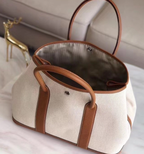 Tote Bag Image 1