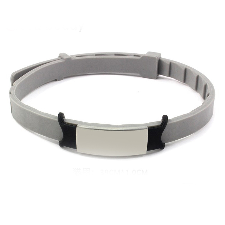 Pet Collar in Use
