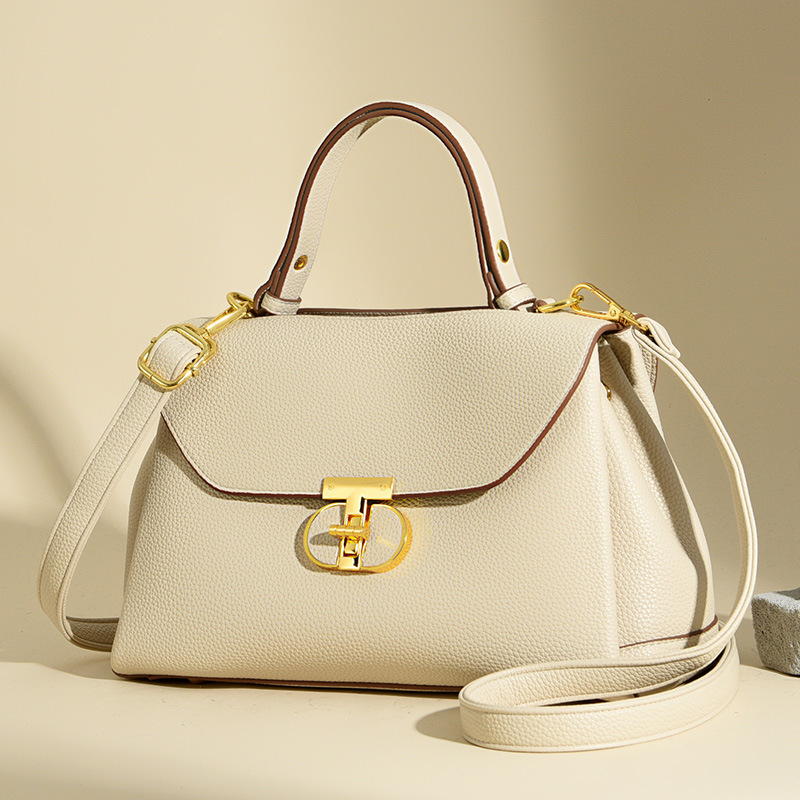 Handbag Image 4
