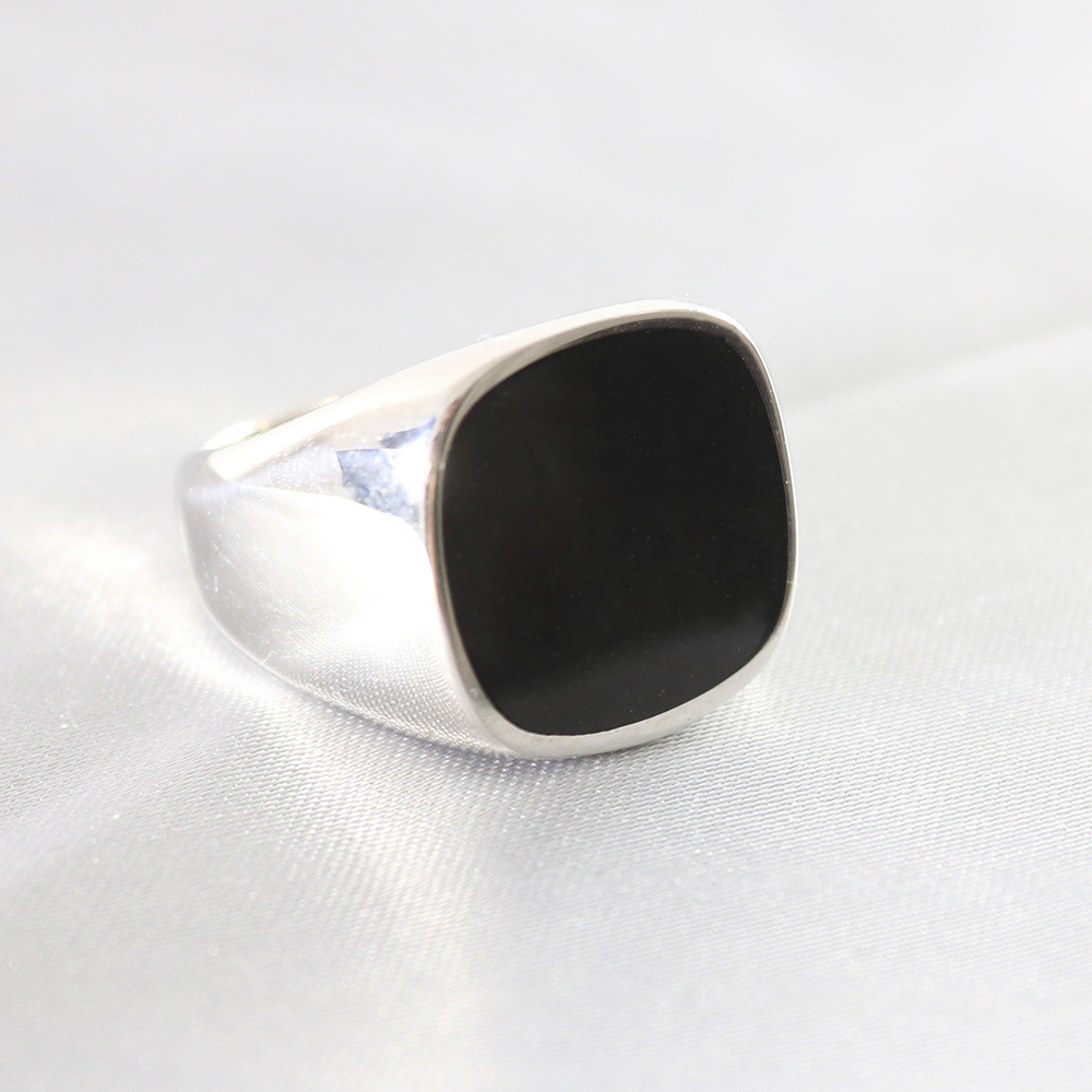 Men's Simplicity Square Drop Vinyl Ring 2