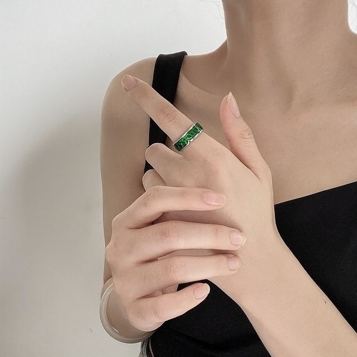 Green Ring Design 4