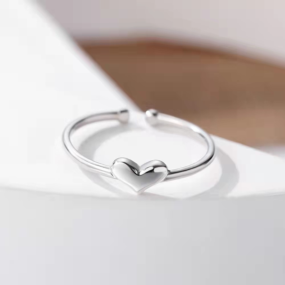 Heart-shaped Ring Image 2