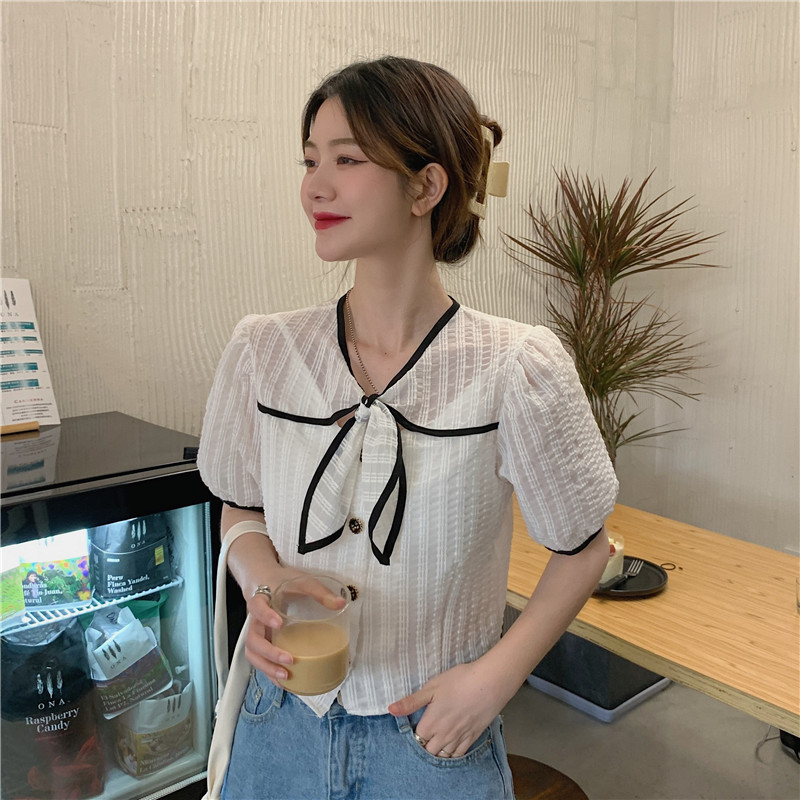 Bowknot Short-sleeved Shirt in Black
