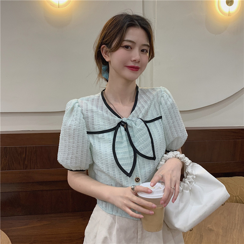 Bowknot Short-sleeved Shirt - Side View