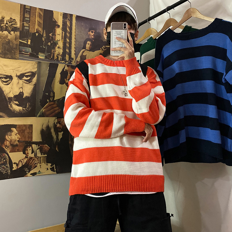 Sweater Image 3