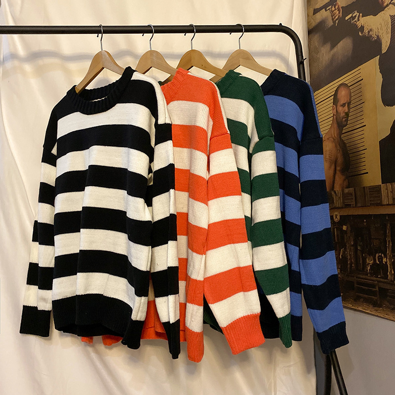 Sweater Image 4