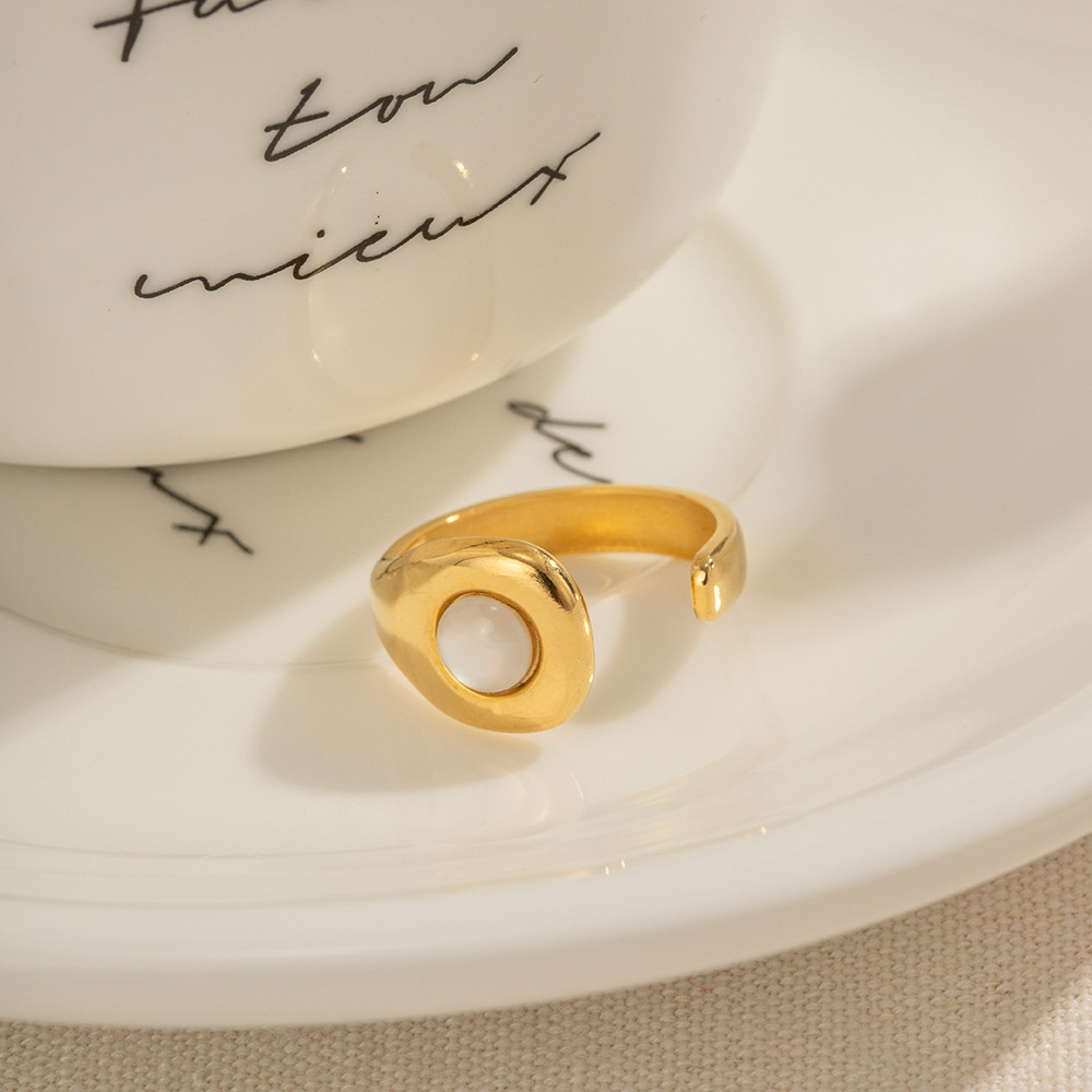 Fashion Retro Cymophanite Ring 2