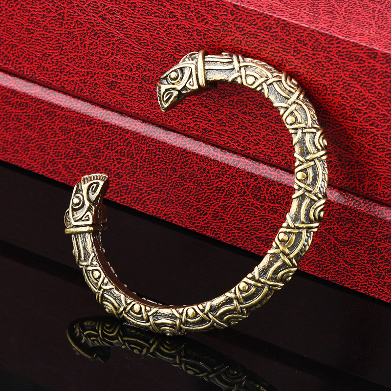 Viking Aoding Crow Head Bracelet Image 5