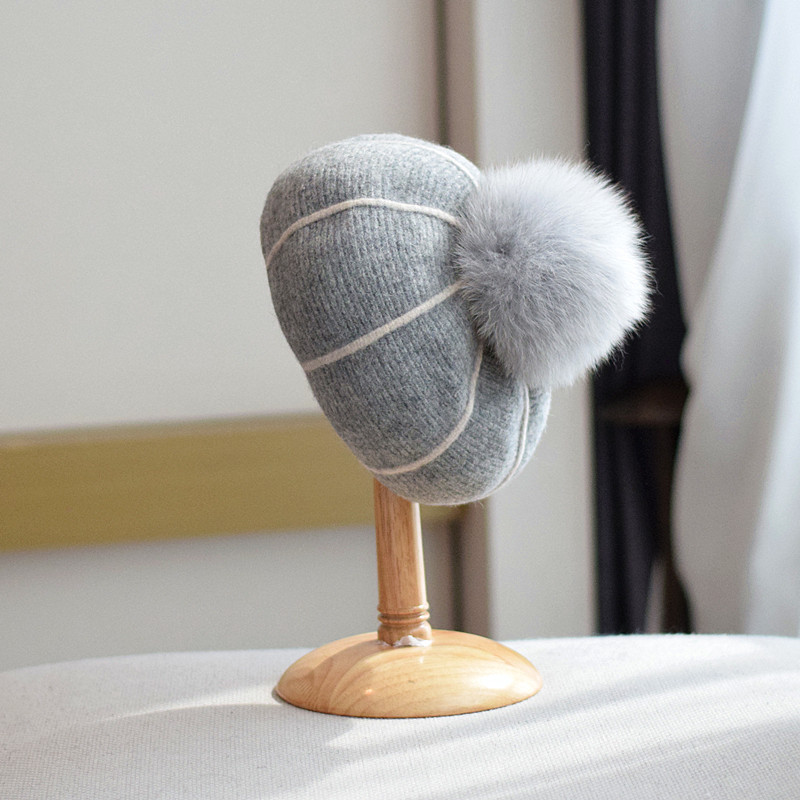 Pumpkin Wool Beret in Khaki
