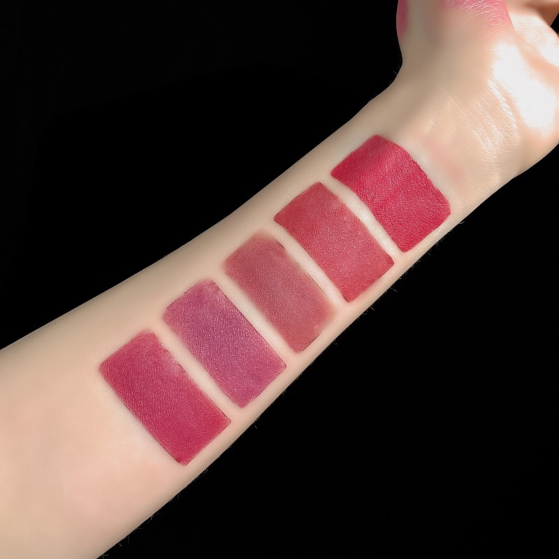 Velvet Matte Lipstick Image 3