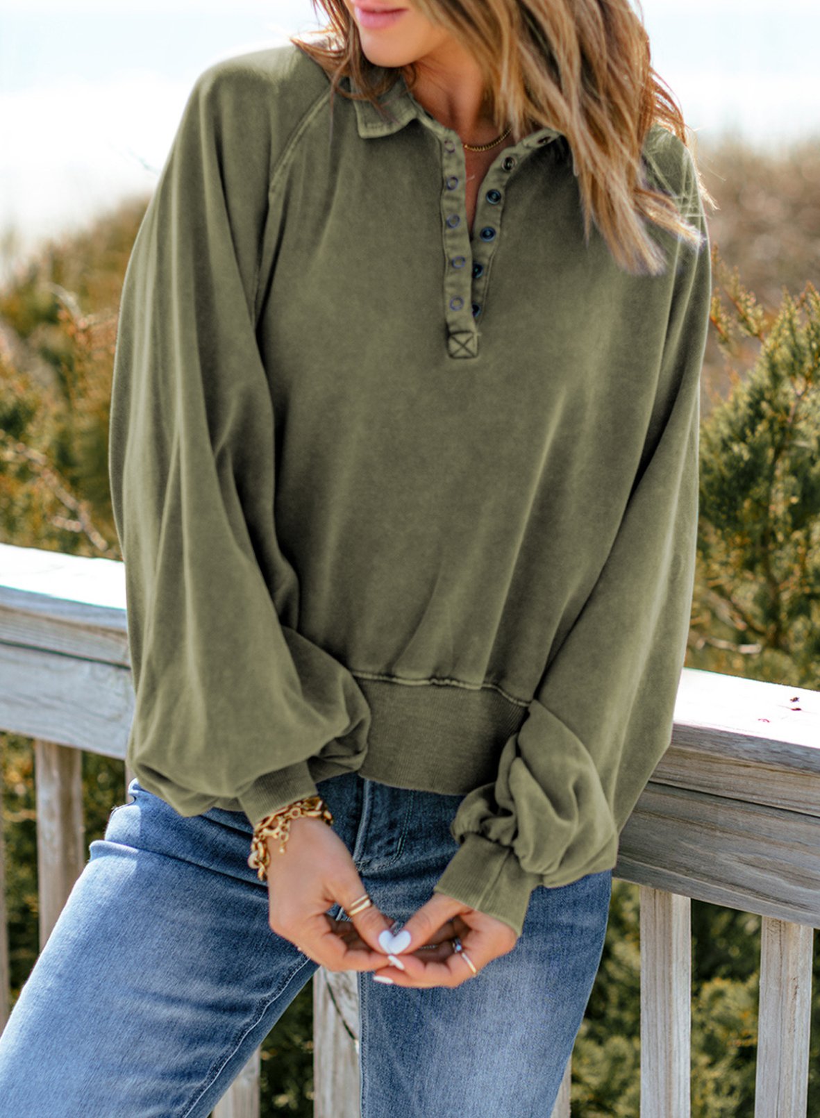 Blue-dyed V-neck Pullover Sweatshirt