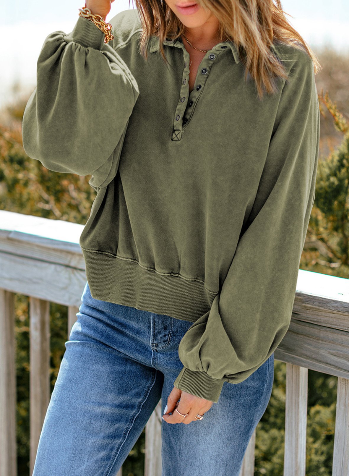 Blue-dyed V-neck Pullover Sweatshirt