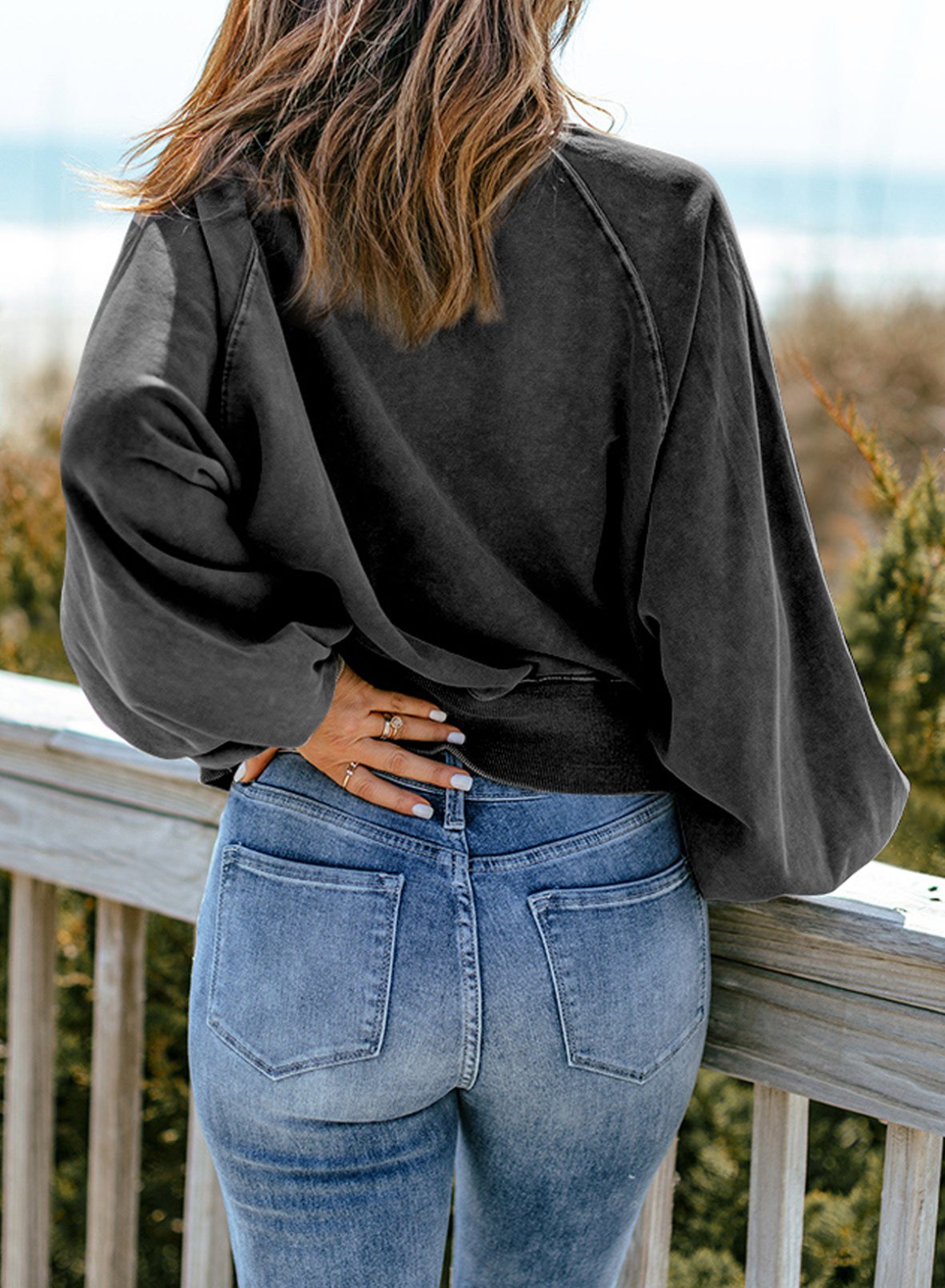 Blue-dyed V-neck Pullover Sweatshirt