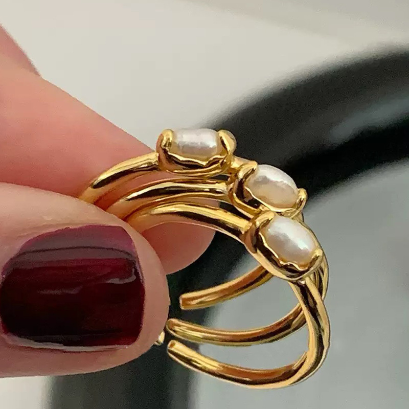 Freshwater Pearl Irregular Metal Ring - Image 5
