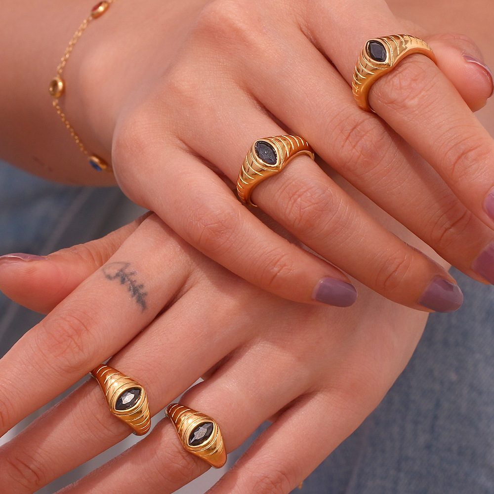 Vintage Ring 1