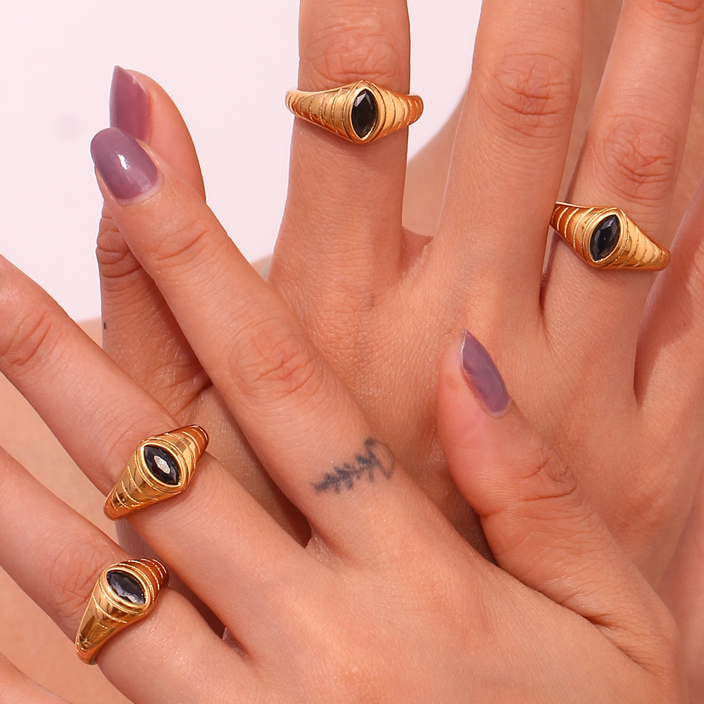 Vintage Ring 7
