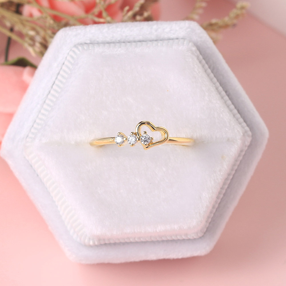 Heart-shaped Ring Image 3