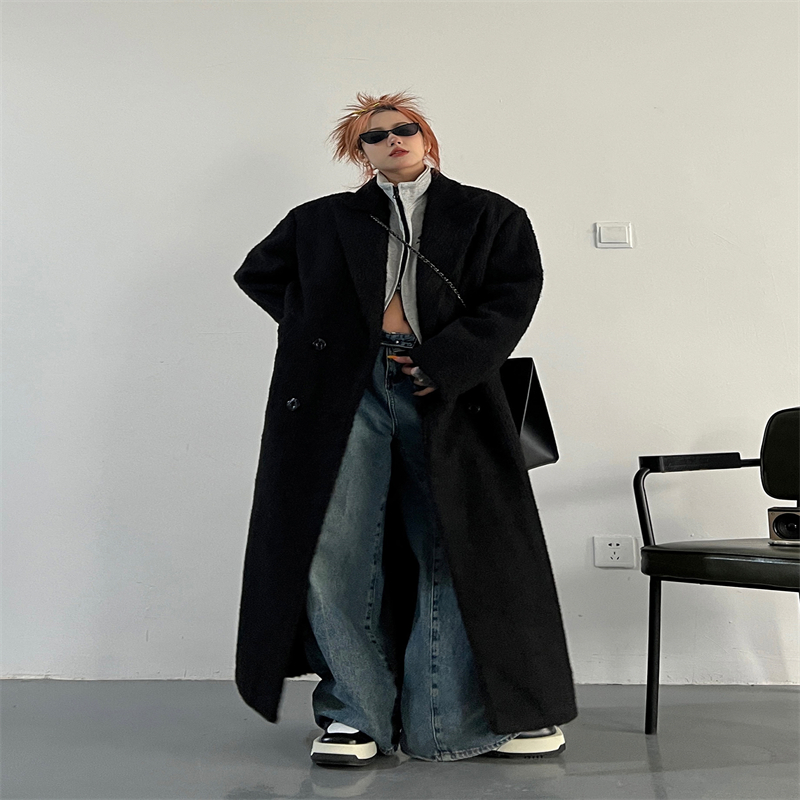 British Style Thick Black Loose Extended Velvet Woolen Coat Image 4