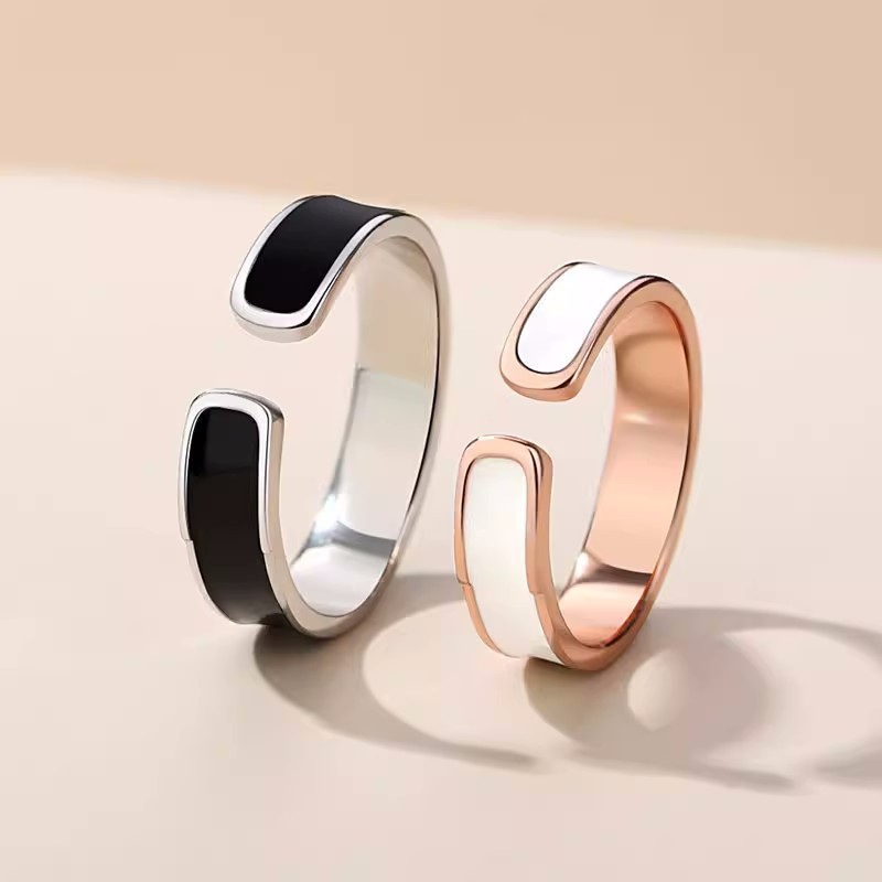 Black and White Couple Open Ring - Variation 2