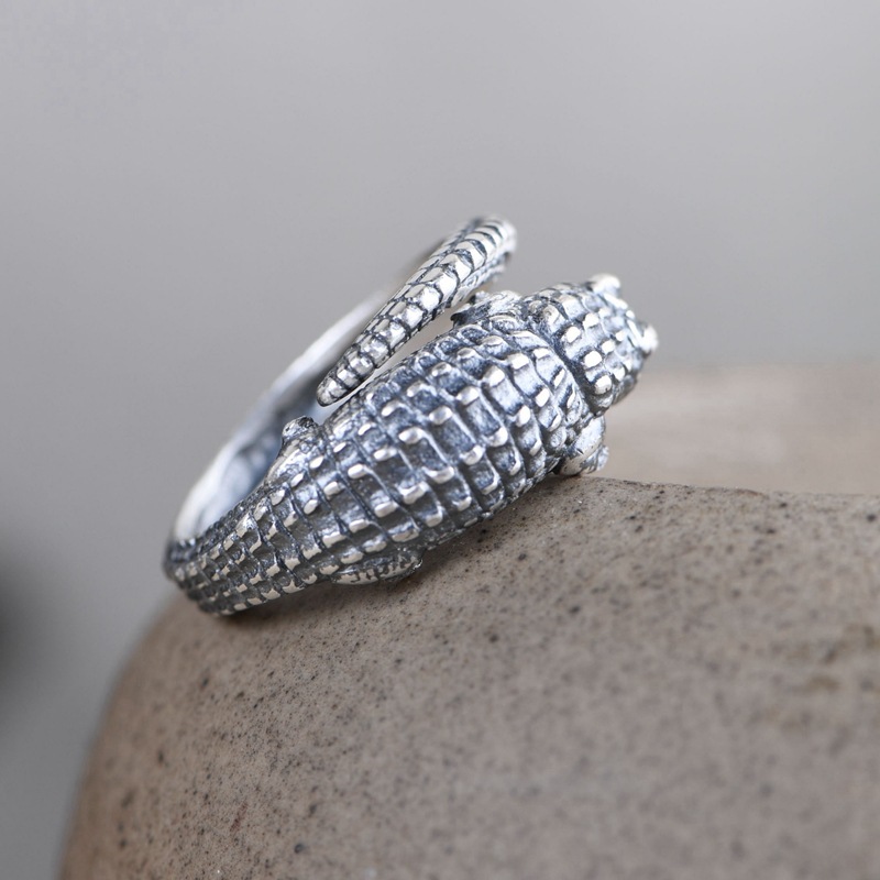 Crocodile Silver Ring Image 4
