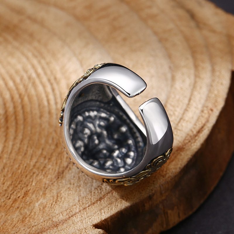Lion Vintage Distressed Ring Image 2
