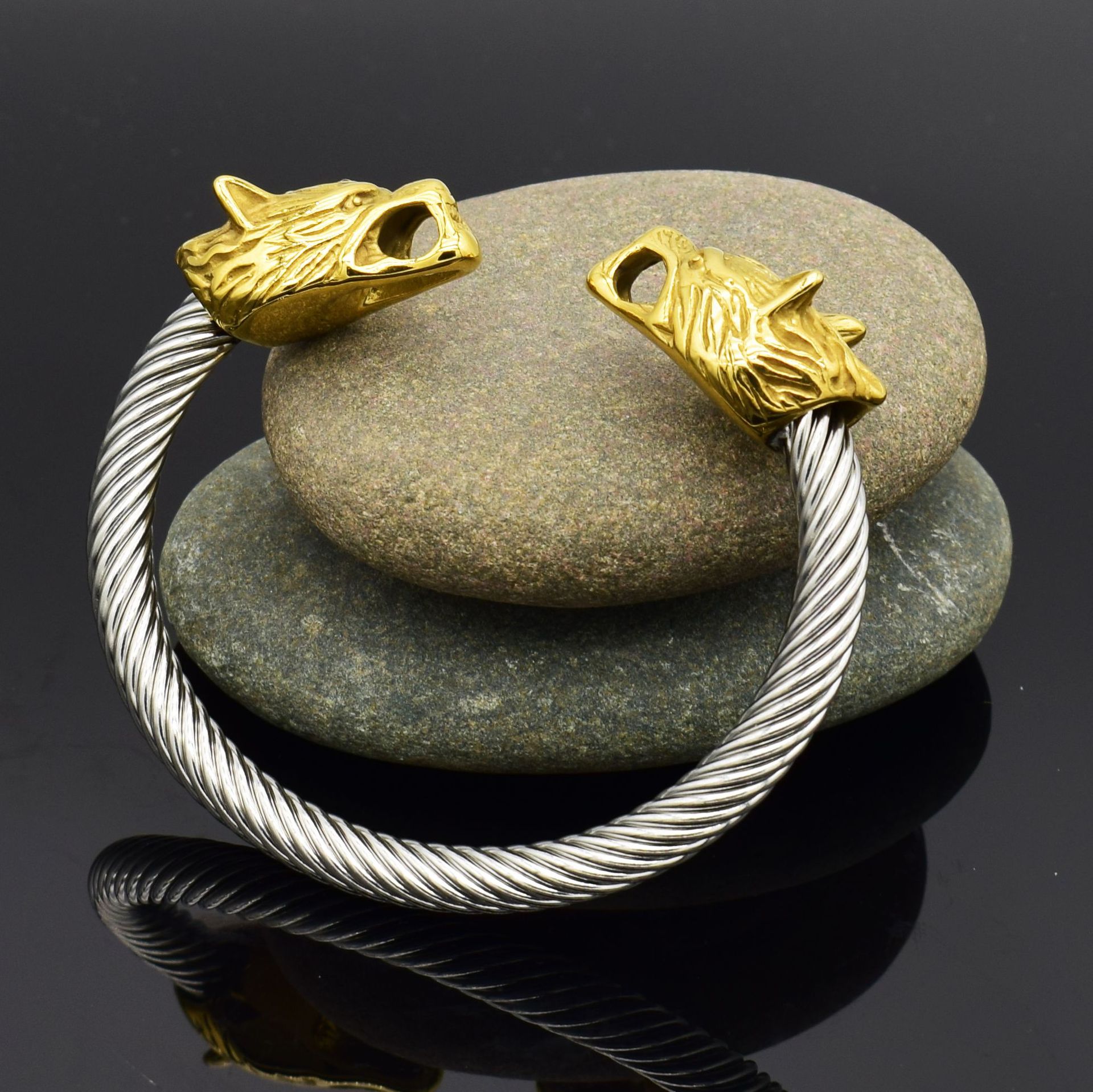 Grey Wolf Head Torc Bracelet