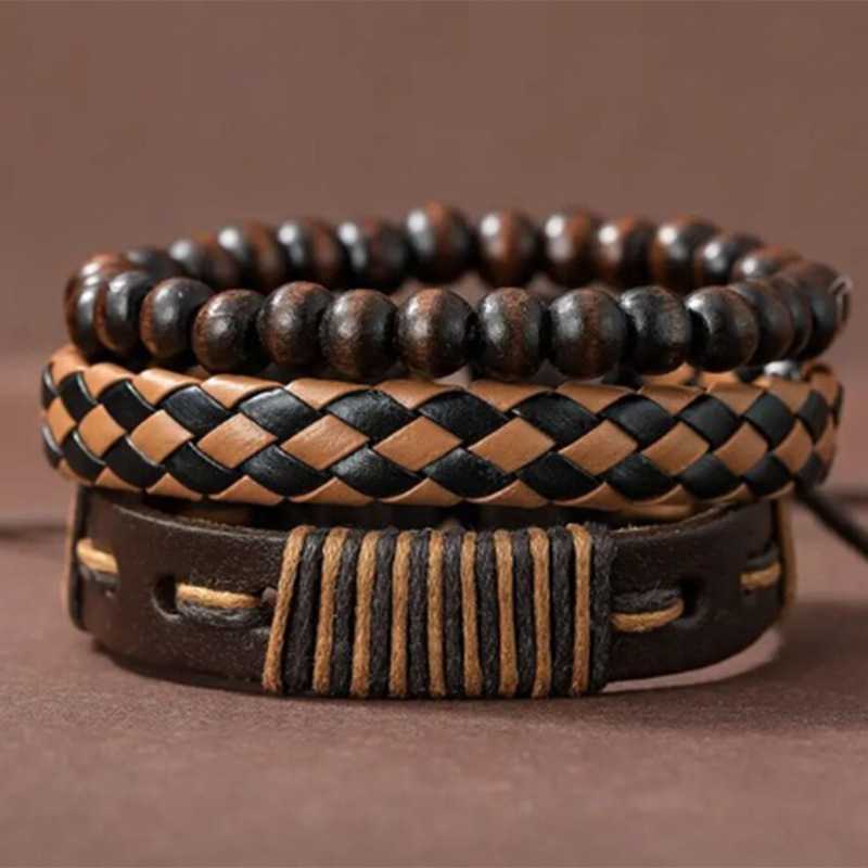 Vintage Weave Men's Bracelet Close-up