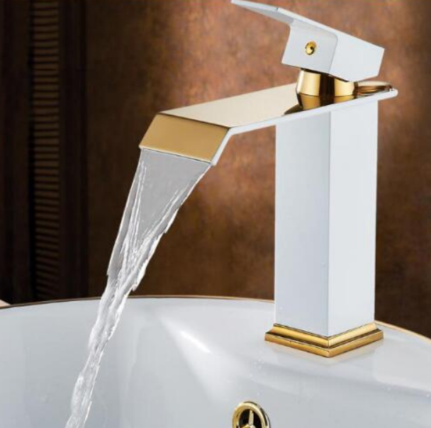 Basin Faucet Image 2