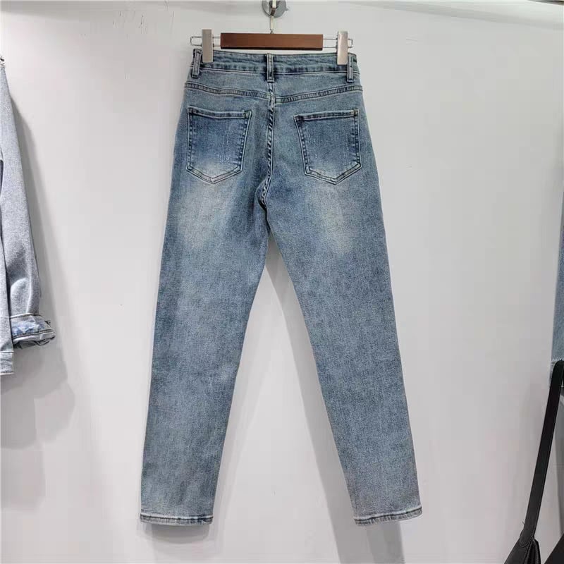 Ripped Diamond High Waist Jeans 2