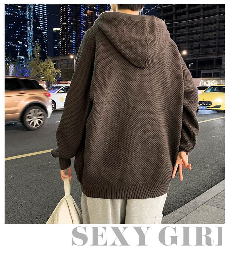 Sweater Image 15