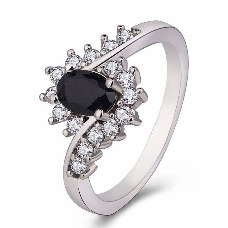 Elegant Ring Image 6