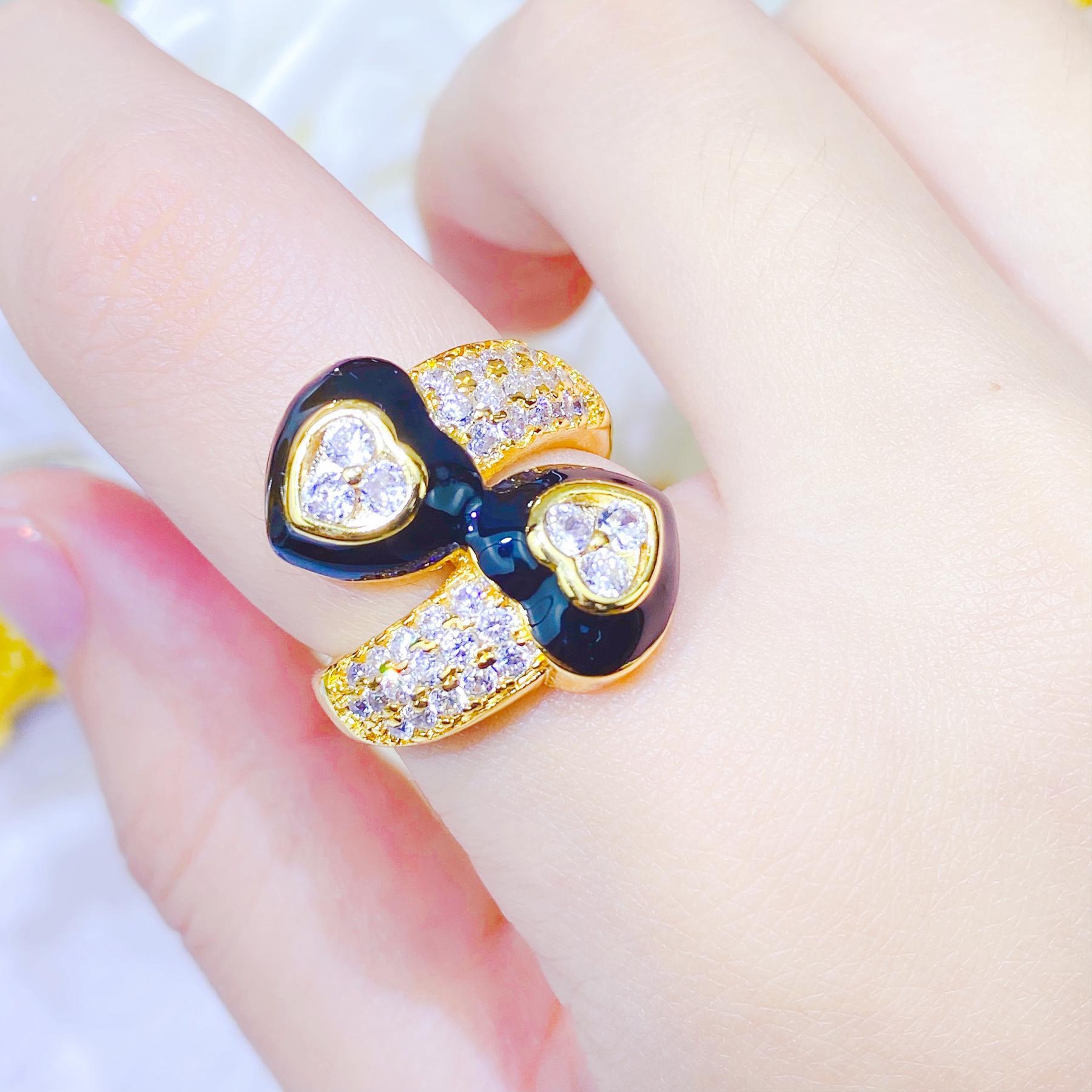 Women's Colored Drip Glaze Peach Heart Ring Image 6