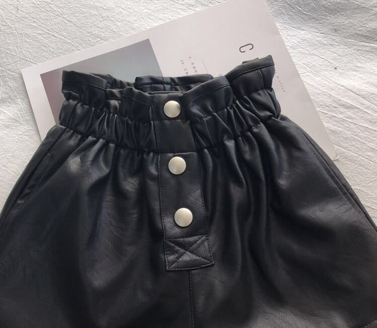 Girls' Leather Fleece-lined High Waist Shorts 6
