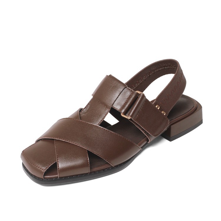 Low-heel Retro Sandals