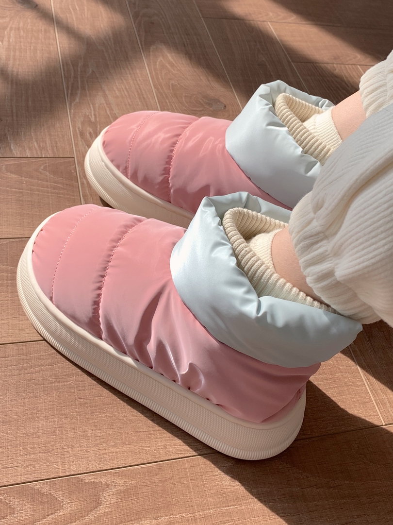 ZenRelief CozyCrumb - angle view