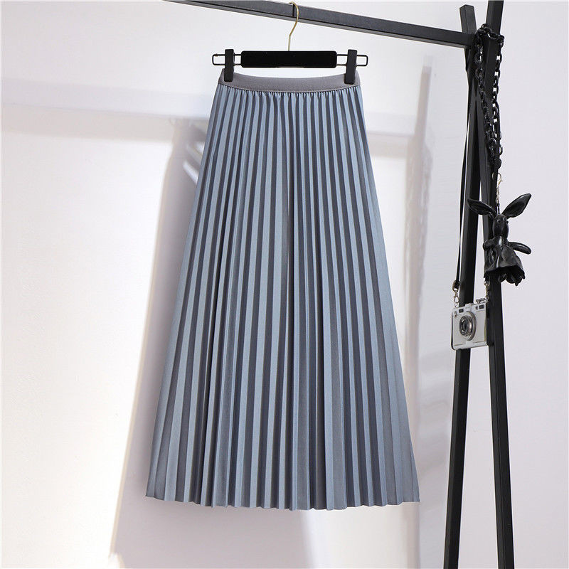 Pleated Skirt Image 4
