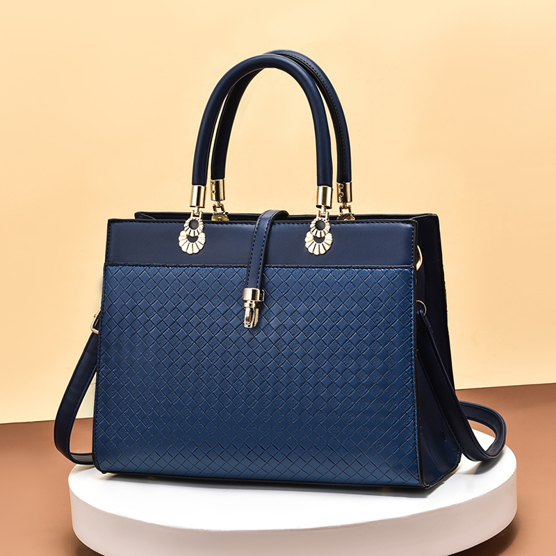 Women’s Handbag Image 12