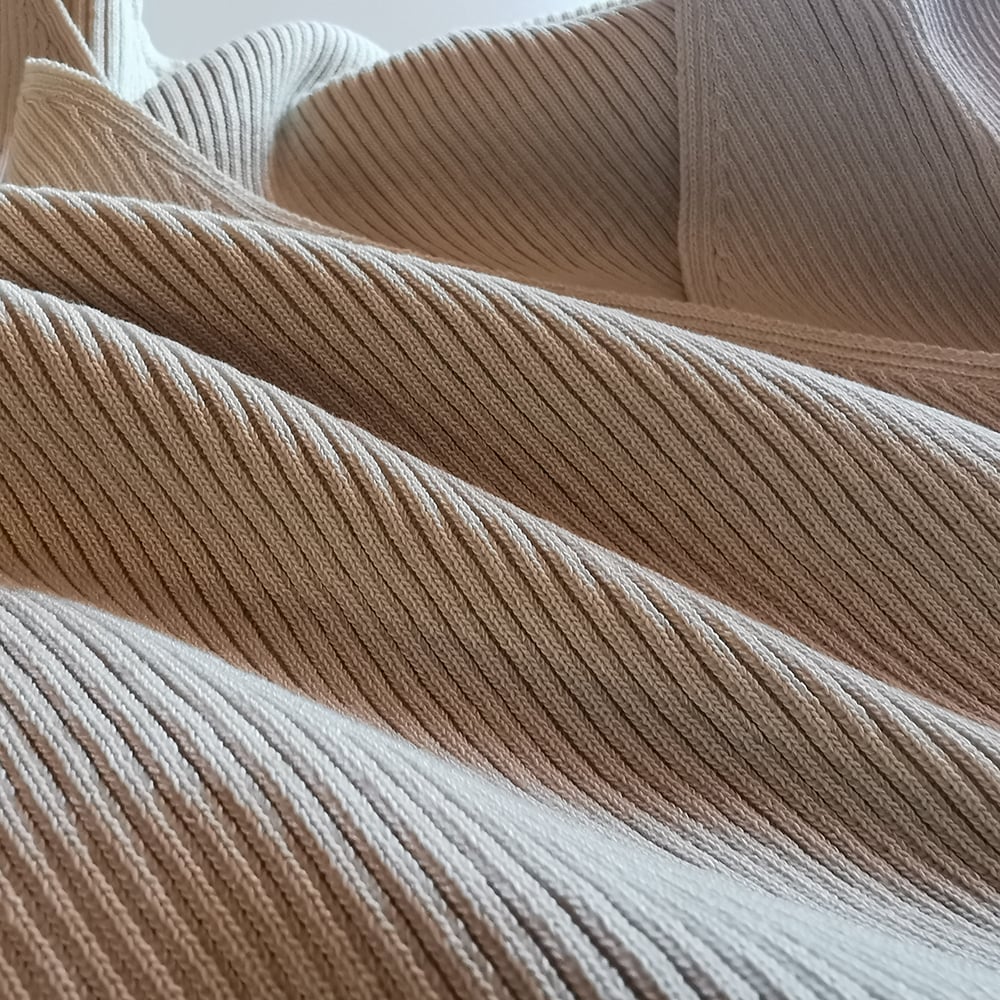 Dress Color Variation 2
