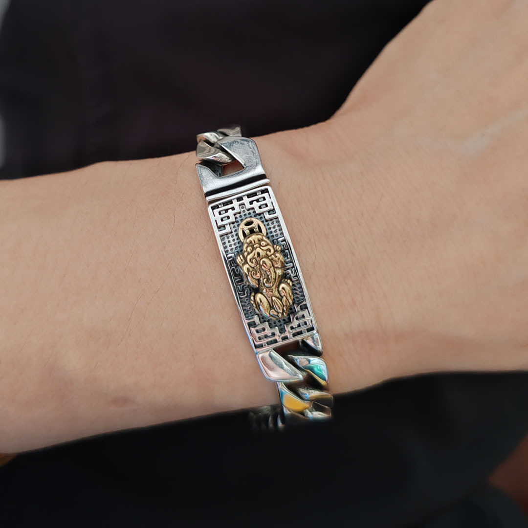Elegant Women's Jewelry