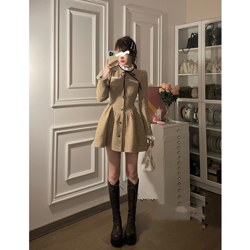 Wool Waist-closing Dress Style 2