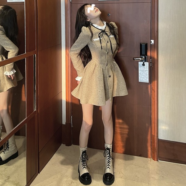 Wool Waist-closing Dress Style 5